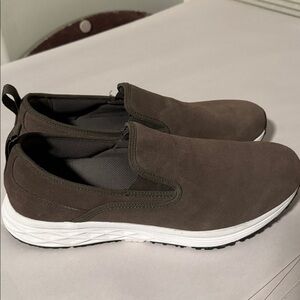 Vionic Mens 12 suede slip on shoes Orthotic comfort casual walking Neutral
